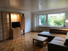 Grosszuegige Ferienwohnung in ruhiger Lage